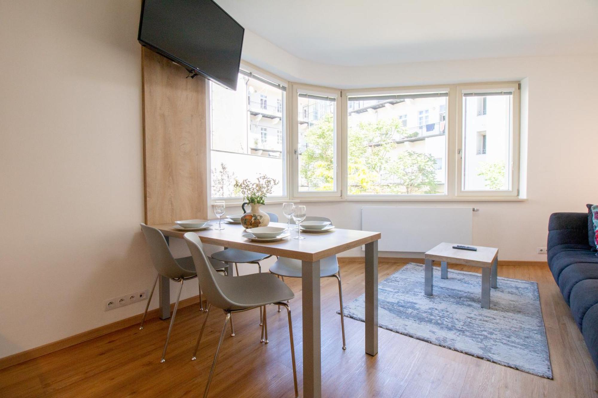 Krakovska Apartment